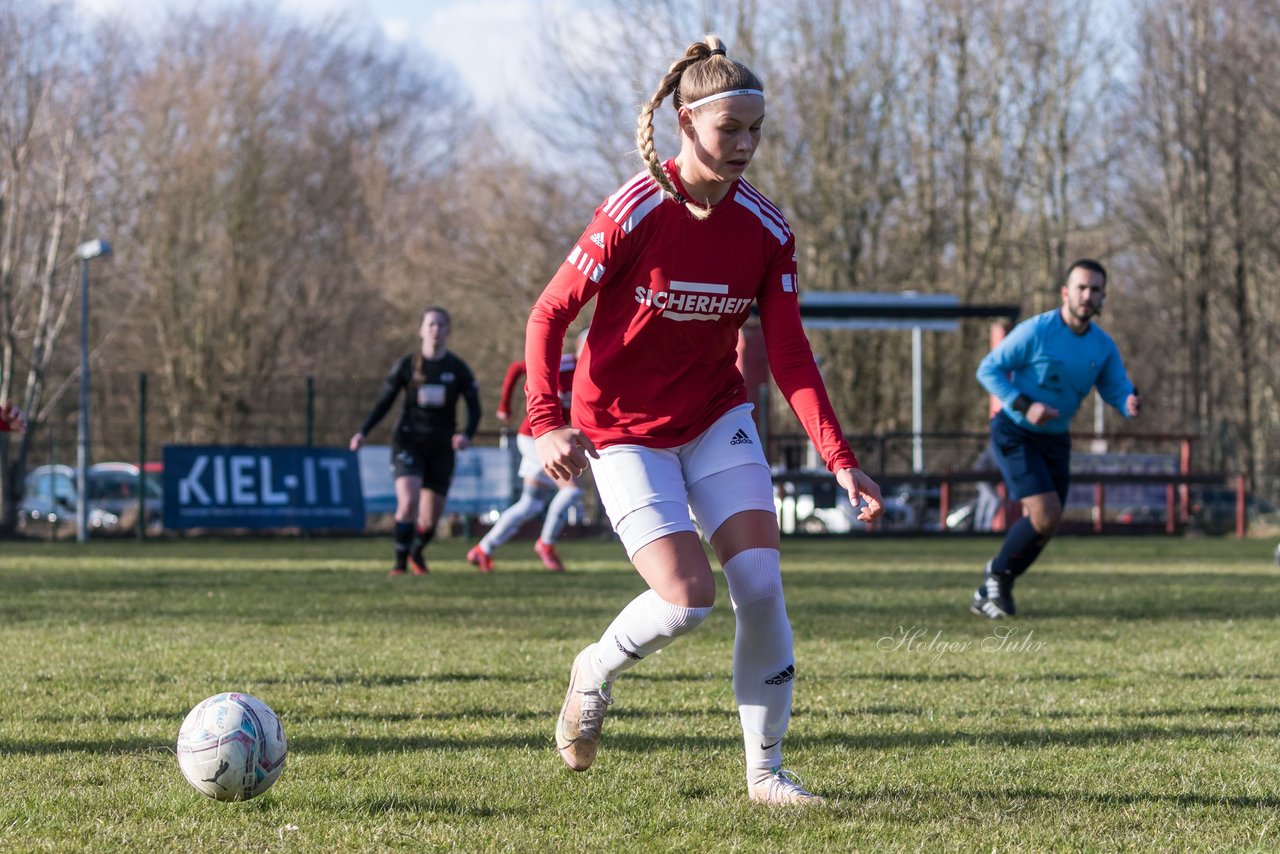 Bild 128 - F Rot Schwarz Kiel - SV Henstedt Ulzburg 2 : Ergebnis: 1:1